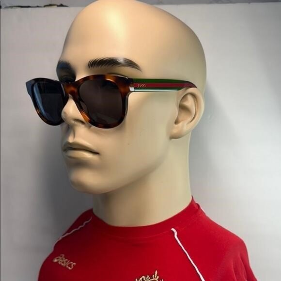 Gucci Tortoiseshell Sunglasses with Red and Green Stripes - Picture 1 of 13
